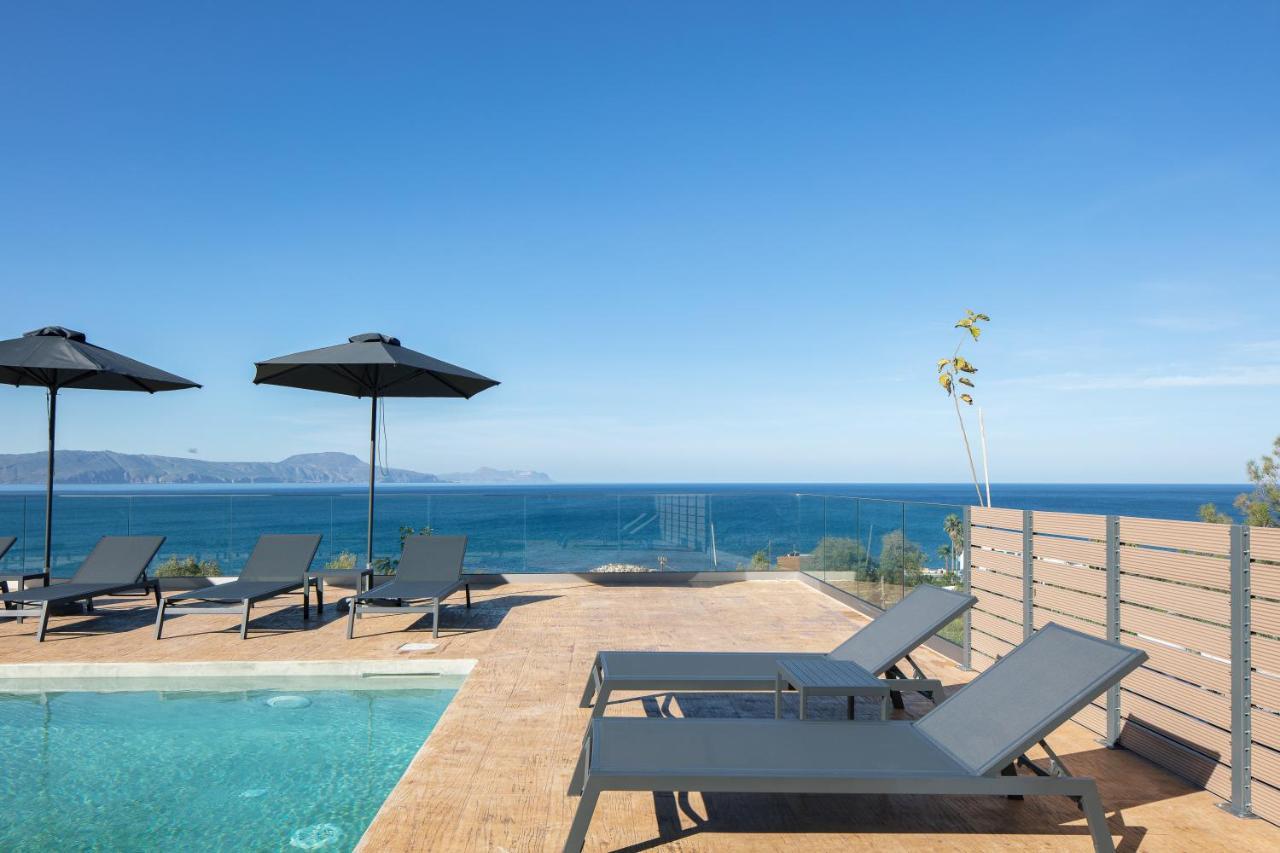Pietra Di Mare Aparthotel Petres  Exterior photo